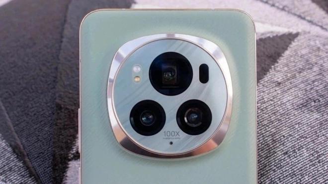 荣耀旗舰彻底清仓16GB+1TB跳水1950元卫星通信+5600mAh+IP68(图5)