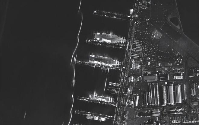 中美卫星大斗法：美卫星拍福建舰一清二楚为何中国拍的很模糊？(图4)