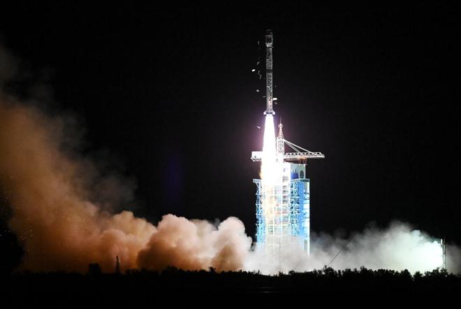 怕泄密中国凌晨发射？遥感三十三号04星成功入轨它有什么用？(图2)