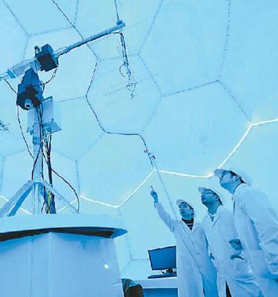 中国卫星脱轨123天画面首次公布！还有大学生参与救援