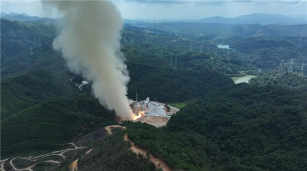 力箭二号一级动力系统试车成功：首飞发射轻舟货运飞船(图1)