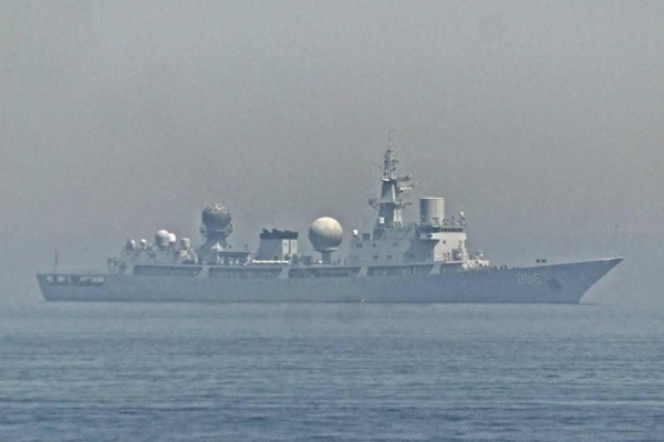 美国准备动手不到24小时中国舰船抵达波斯湾特朗普态度骤变(图1)