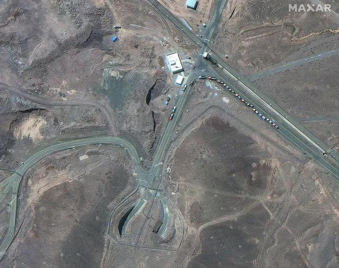 NASA卫星照片证明美军空袭炸偏了？(图4)