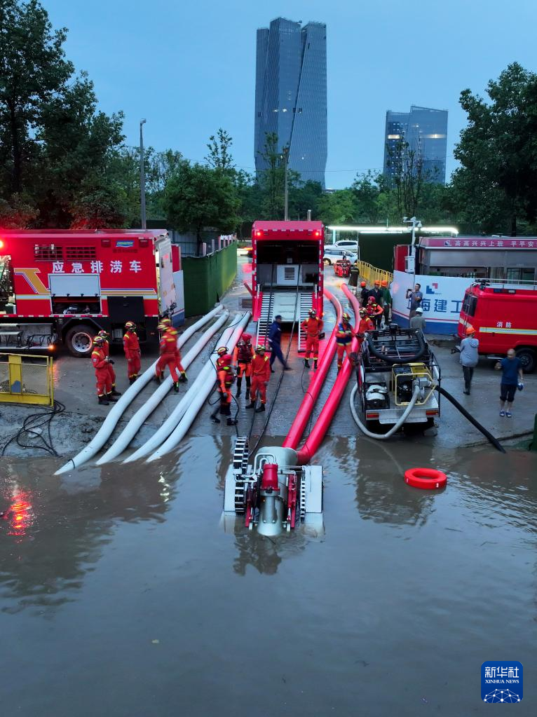 成都发布暴雨红色预警(图3)