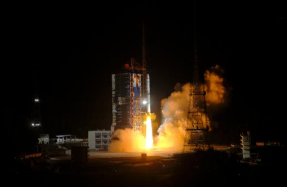 我国成功发射第五颗海洋动力环境监测卫星组网运行(图1)