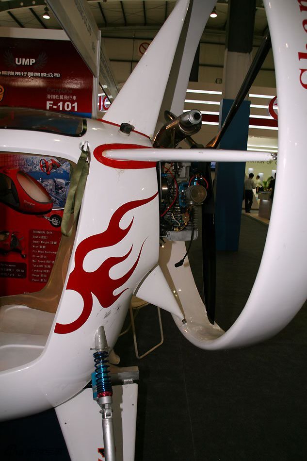 一人操控一支军队？美军测试“一控多”无人机群(图1)