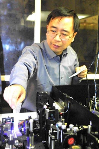 造“太阳”、追卫星、连大脑……复旦毕业生的答案是？(图1)