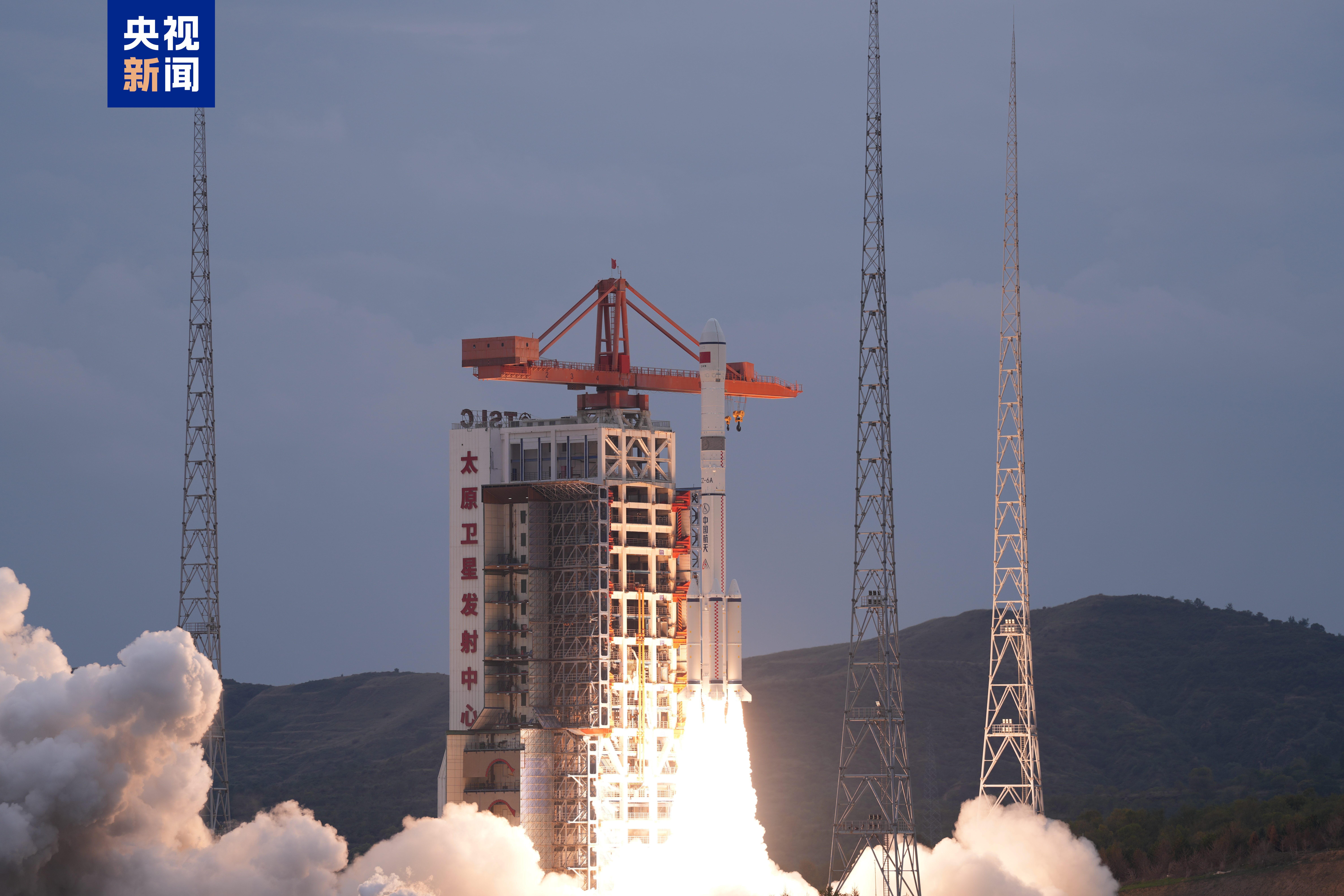 我国成功发射遥感四十号04组卫星主要用于开展电磁环境探测及相关技术试验(图1)